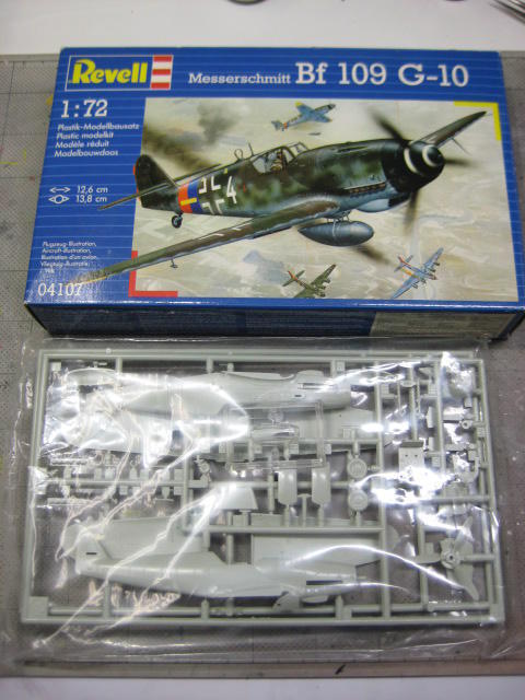 9418円 【お得】 ハセガワ 1 48 ドイツ空軍 メッサーシュミット Bf109G-6 プラモデル JT47