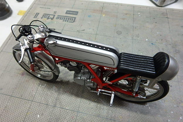 グンゼ1/12 ハイテック HONDA CR110その5 完成: ヒロシのホビーライフ雑記帳