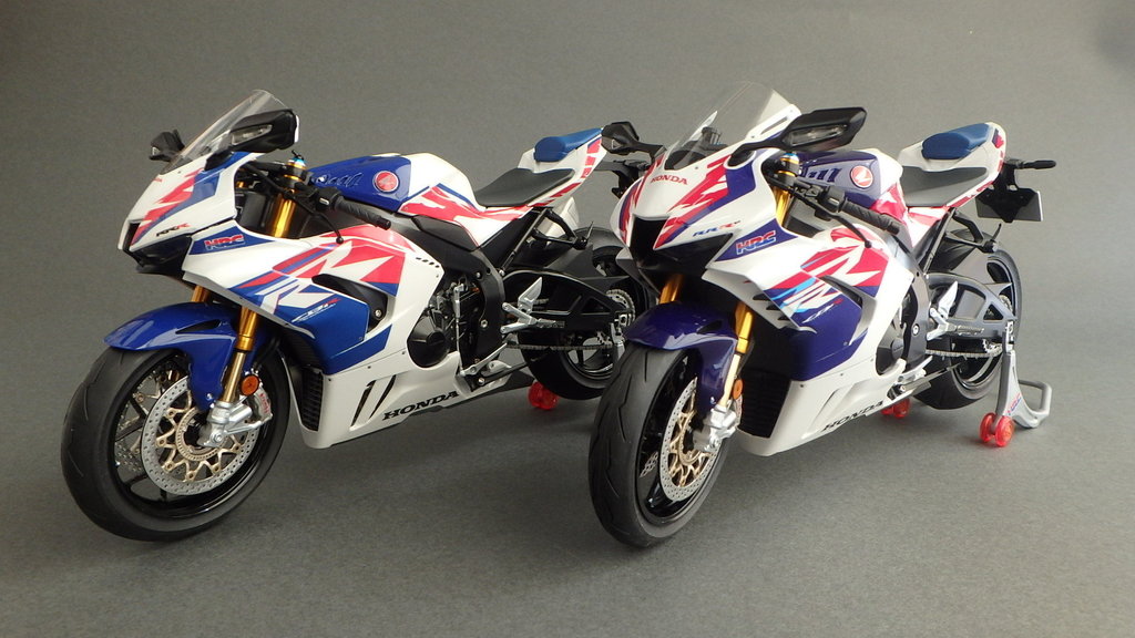 1/12 ホンダCBR1000RR-R 30周年限定カラープラモデル完成品 - 模型 