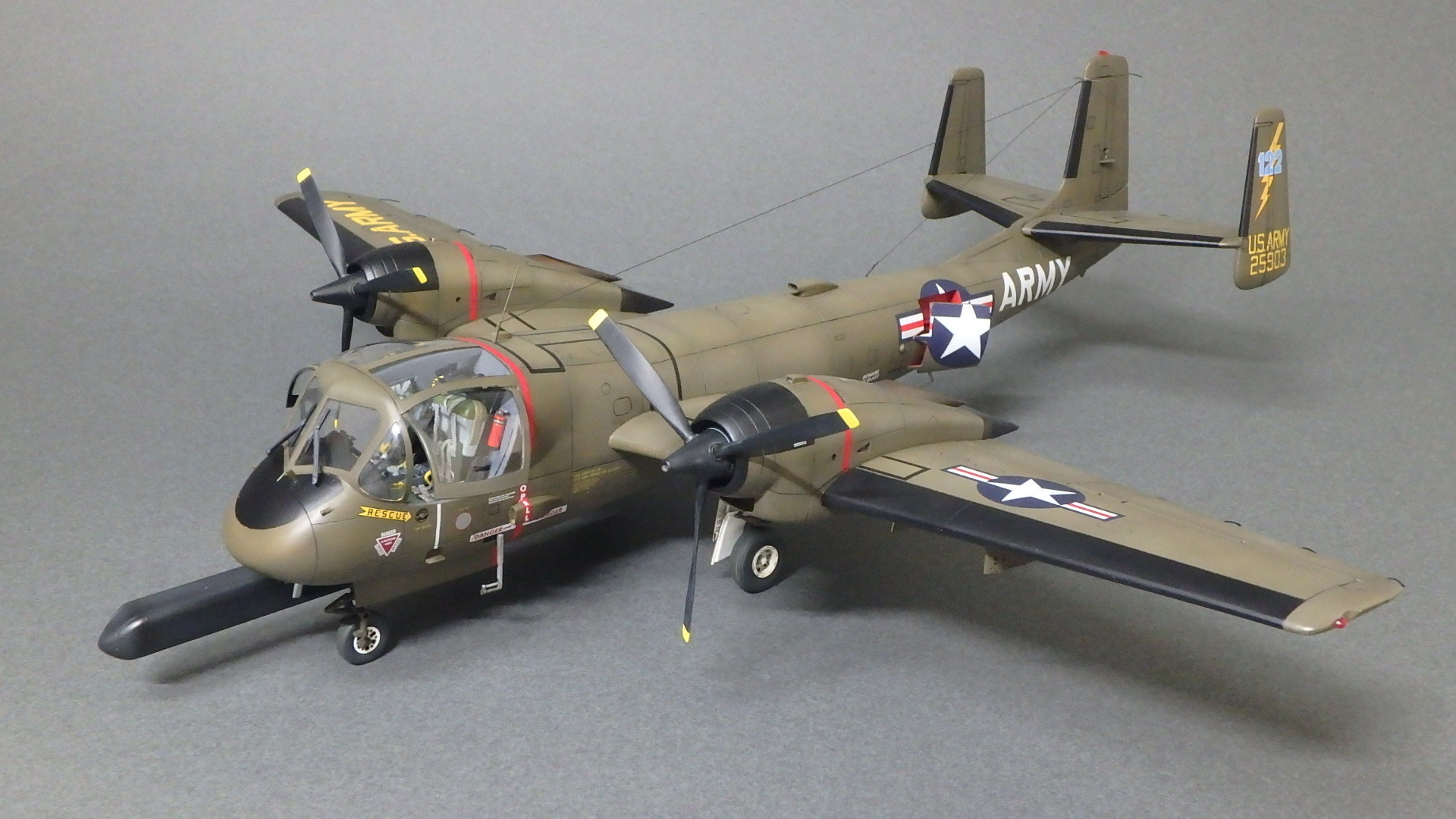 ローデン1/48 OV-1Bモホーク制作記＃２０ 完成: ヒロシのホビーライフ