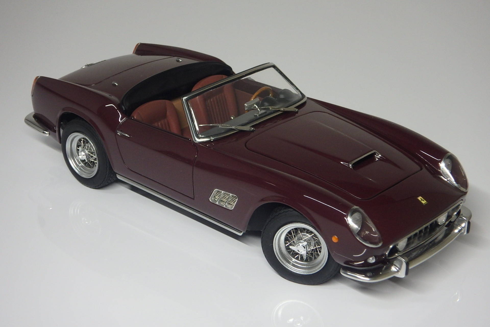 1/24 イタレリ カリフォルニア 250 GT イタレリ1/24 フェラーリ250GT カリフォルニア＃15完成: ヒロシの